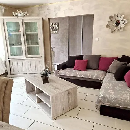 Maison Charmante A Avec Jardin Et Parking Inclus