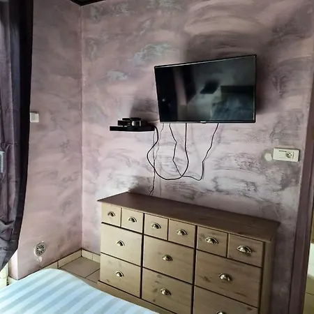 Maison Charmante A Avec Jardin Et Parking Inclus * Berlaimont