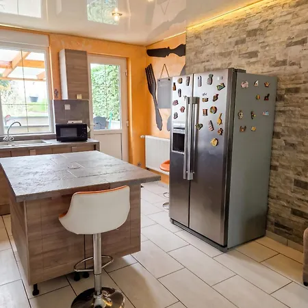 Maison Charmante A Avec Jardin Et Parking Inclus Holiday home *